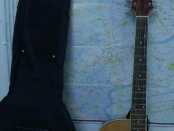 圖 出售星臣吉他280元送吉他包 上海文體 樂器